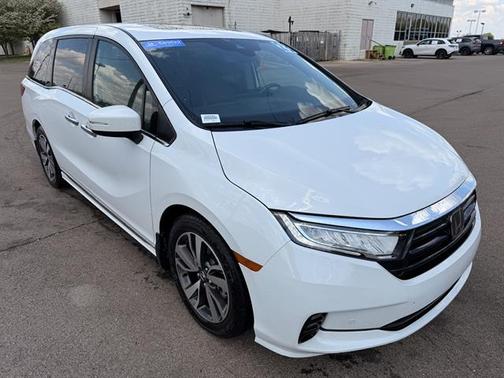 Platinum White Pearl 2023 Honda Odyssey Touring