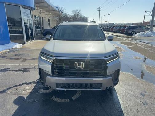 2026 Honda Pilot Touring 8-Passenger