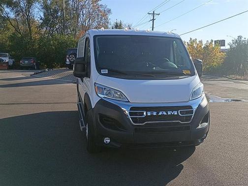 Bright White Clearcoat 2025 RAM ProMaster 2500 Tradesman
