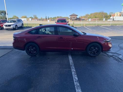 2025 Honda Accord Sport SE 1.5T