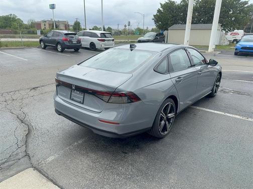 Urban Gray Pearl 2026 Honda Accord SE