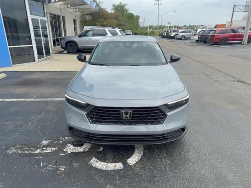 Urban Gray Pearl 2026 Honda Accord SE