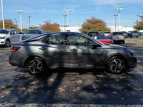Gun Metallic 2025 Nissan Sentra SV