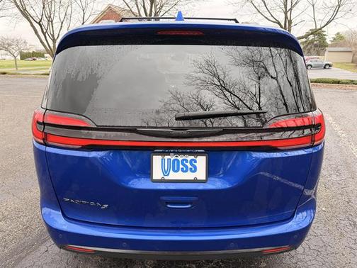 2021 Chrysler Pacifica Touring