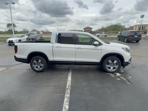 Platinum White Pearl 2026 Honda Ridgeline RTL