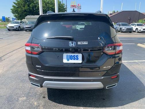 2025 Honda Pilot Elite