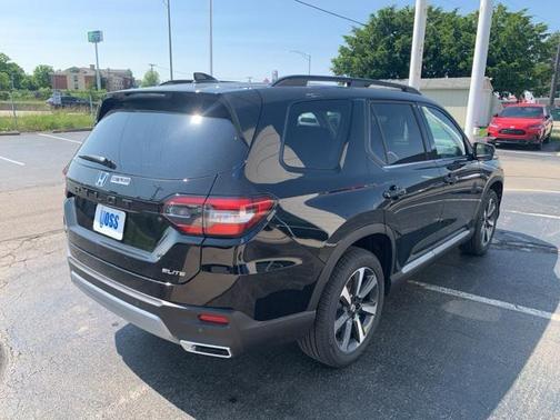 2025 Honda Pilot Elite