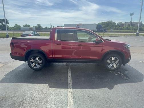 Radiant Red Metallic II 2026 Honda Ridgeline RTL