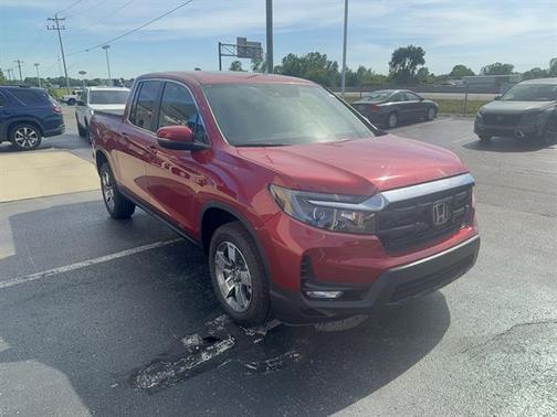 Radiant Red Metallic II 2026 Honda Ridgeline RTL