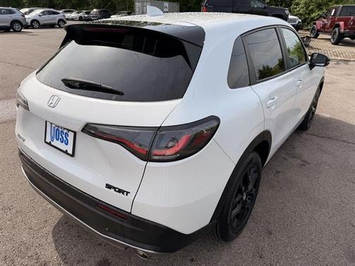 Platinum White Pearl 2024 Honda HR-V Sport