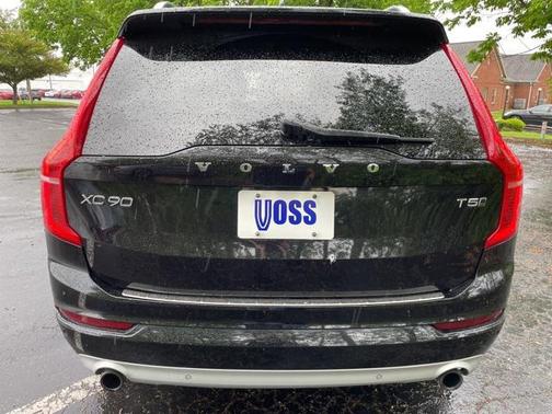 2018 Volvo XC90 T5 Momentum