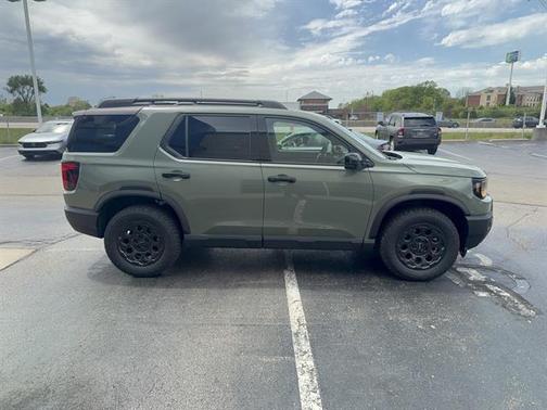 Ash Green Metallic 2026 Honda Passport AWD TrailSport Elite Blackout