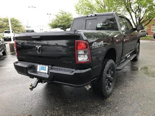 2019 RAM 2500 Big Horn Crew Cab 4x4 6'4' Box