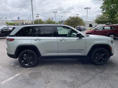 2024 Jeep Grand Cherokee Altitude