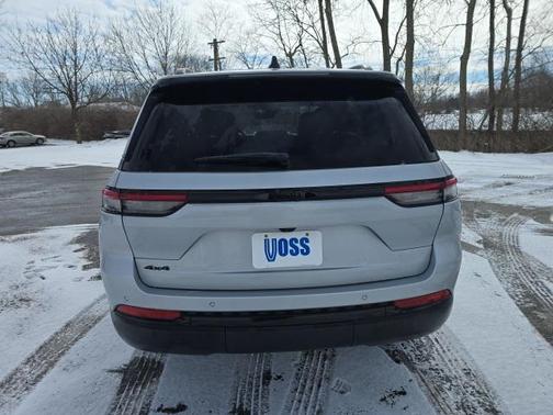 2024 Jeep Grand Cherokee Altitude