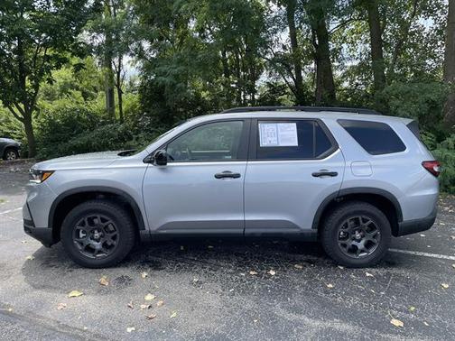 2024 Honda Pilot TrailSport
