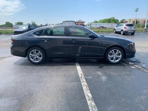 2025 Honda Accord LX 1.5T