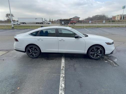 2025 Honda Accord Hybrid Base