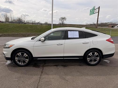WHITE 2015 Honda Crosstour EX-L