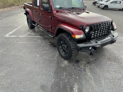 Snazzberry Pearlcoat 2021 Jeep Gladiator Sport