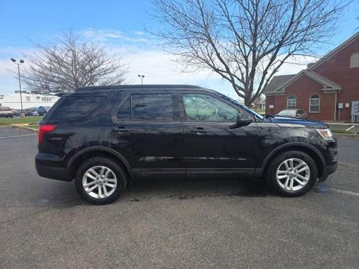 2016 Ford Explorer Base