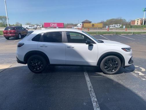 2025 Honda HR-V AWD Sport