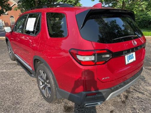 2024 Honda Pilot Touring 8-Passenger