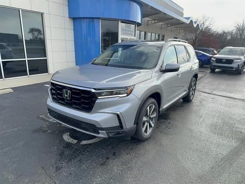 2025 Honda Pilot Touring 8-Passenger