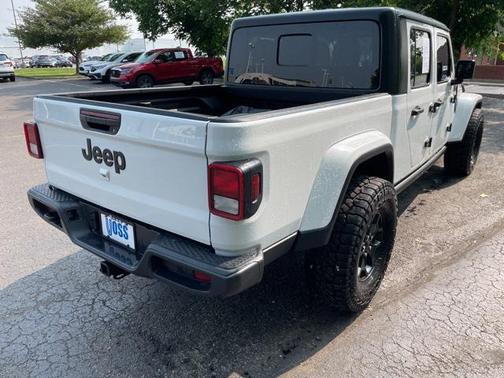 2021 Jeep Gladiator Sport
