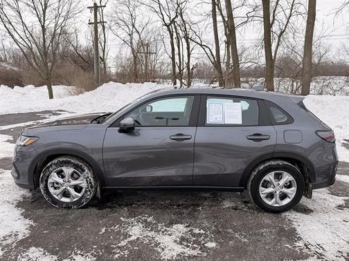 2025 Honda HR-V LX
