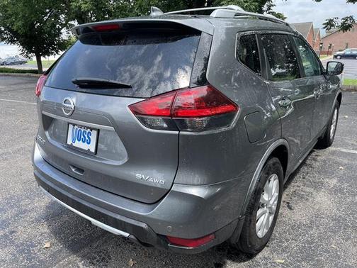 2020 Nissan Rogue SV