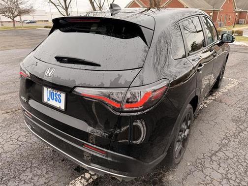 2023 Honda HR-V AWD Sport