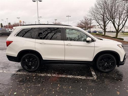 2022 Honda Pilot AWD Special Edition