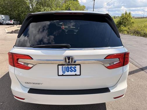 White Diamond Pearl 2019 Honda Odyssey EX