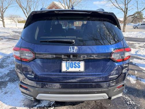 2023 Honda Pilot Touring 8-Passenger