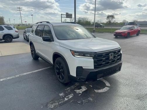 Platinum White Pearl 2026 Honda Pilot Black Edition