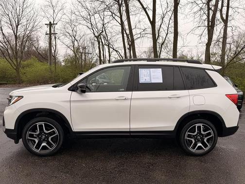 2023 Honda Passport AWD Elite