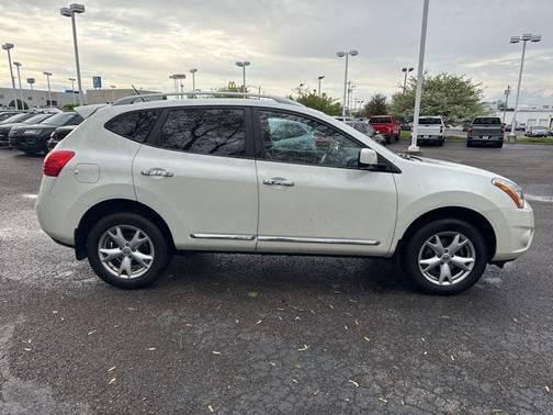 2011 Nissan Rogue SV
