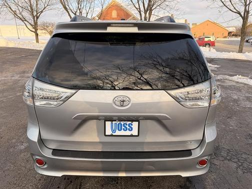 2015 Toyota Sienna SE