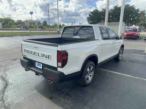 Platinum White Pearl 2026 Honda Ridgeline RTL
