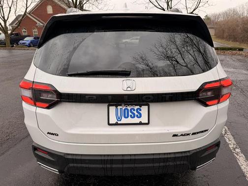 2025 Honda Pilot Black Edition