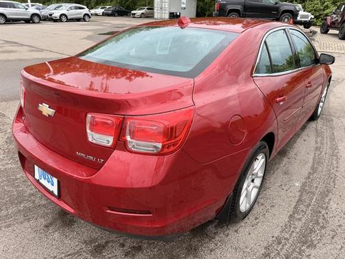 RED 2014 Chevrolet Malibu 1LT