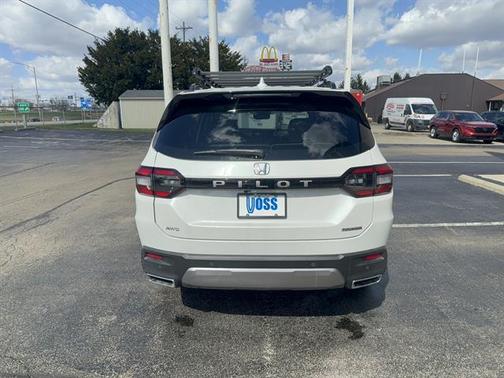 2026 Honda Pilot Touring 8-Passenger