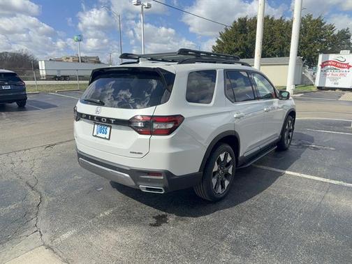 2026 Honda Pilot Touring 8-Passenger