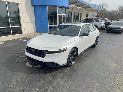 Platinum White Pearl 2026 Honda Accord Hybrid Sport-L