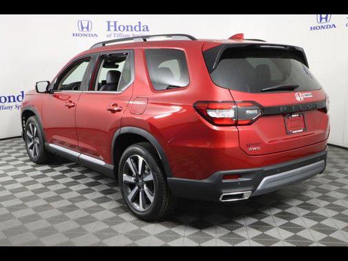 2025 Honda Pilot Touring 8-Passenger