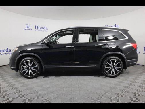 Crystal Black Pearl 2022 Honda Pilot AWD Elite