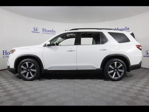 2024 Honda Pilot Touring 8-Passenger