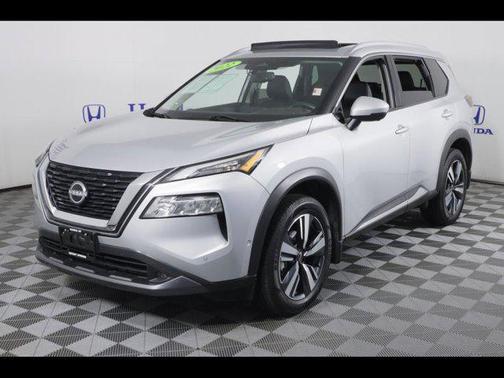 2022 Nissan Rogue SL