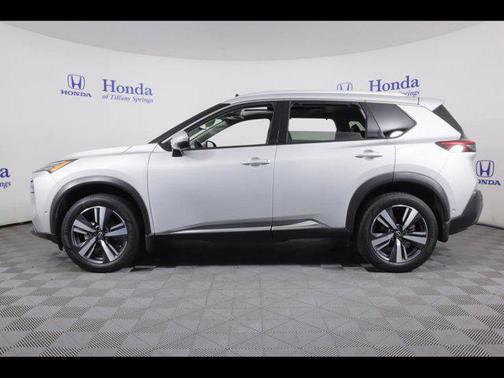 2022 Nissan Rogue SL